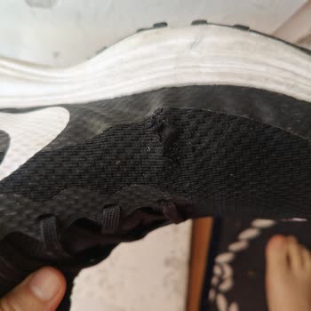 Nike Ayakkabısının Hızlı Yıpranması Ve Garanti Sürecinde Kullanıcı Hatası Reddi