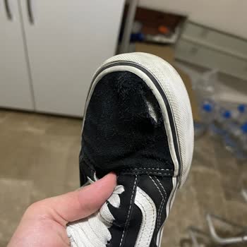 Koray Spor'dan Alınan Ayakkabı Kumaşı Tabandan Ayrıldı, İnceleme Talebi Reddedildi