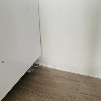 Ayz Ankara Temizlik Evin Her Köşesi Sözde Temizlenmiş Ama Fiilen Dokunulmamış Gibiydi
