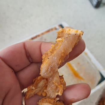 Şok Market’te Çiğ Tavuklu Pişmiş Döner Ürünü: Gıda Güvenliği İhlali