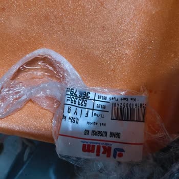 Kim Market Buca Yenigün Şubesinde Kasap Reyonundan Alınan Etin Yarısı Yağdı: Ücret İadesi İsteniyor