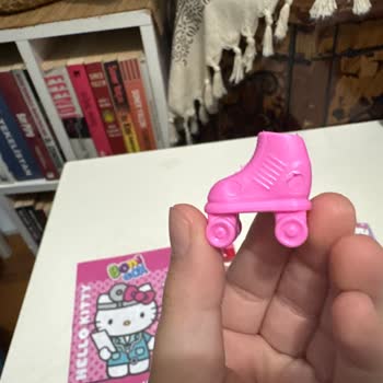 Şok Market'ten Hello Kitty Paten Oyuncağının Tek Ayağı Eksik