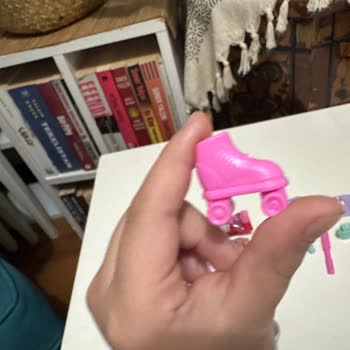 Şok Market'ten Hello Kitty Paten Oyuncağının Tek Ayağı Eksik