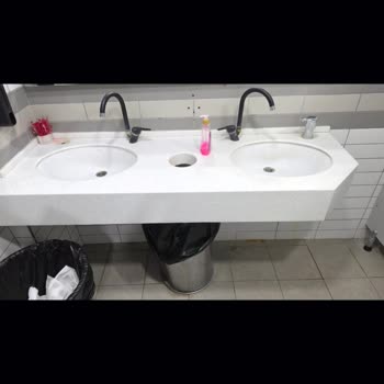 Malatya Opet Gastro City Delta Restoran Tuvaletinde Hijyen Ve Kapı Problemleri