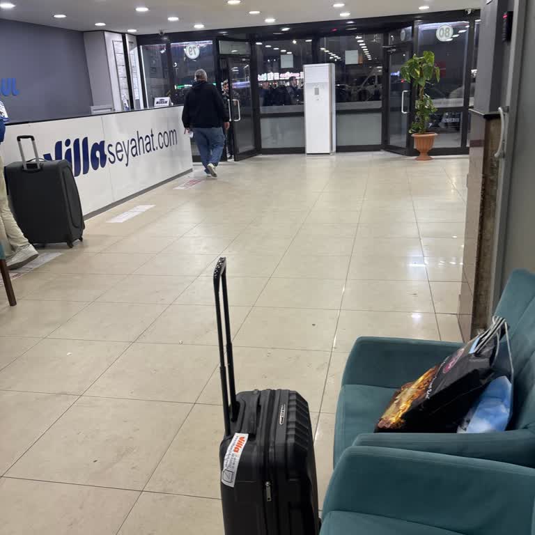 Bilgi Verilmeden Aktarma Ve Gecikme: Bilet İadesi Talebi