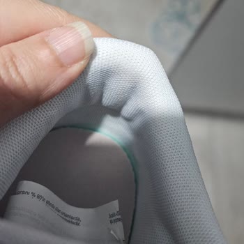 Çocuk Ayakkabısının Sert Bileği Yara Açtı, Mağaza İade Ve Değişim Reddetti