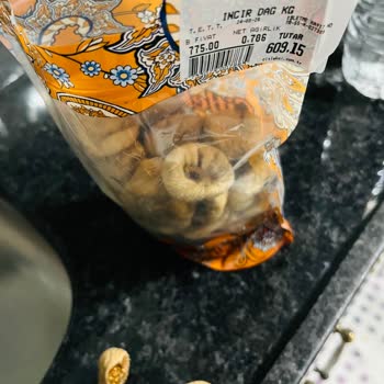 Mantar Ve Solucanlı Dağ İnciri İçin İade Ve Özür Talebi