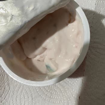 Son Kullanma Tarihi İçinde Bozulan Yoğurttan Sağlık Endişesi, İade Ve Değişim Talebi