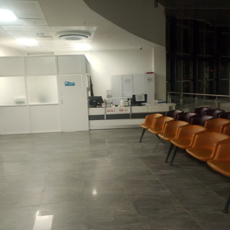 Acil Kayıt Bölümünde Personel Yokluğu Hastaları Sahipsiz Bıraktı