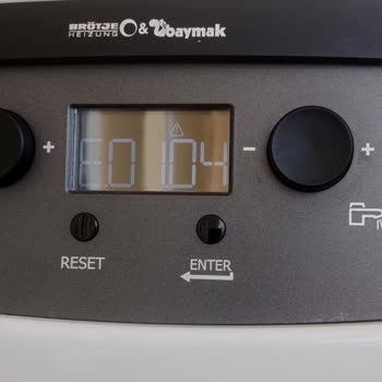 Garanti Kapsamındaki Baymak Kombimde Sürekli E1.04 Ve E04.10 Hataları Ve Servis Cevapsızlığı