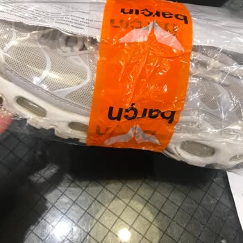 Nike Ayakkabının Hızlı Aşınması Ve Mağazanın Sorumluluk Reddi