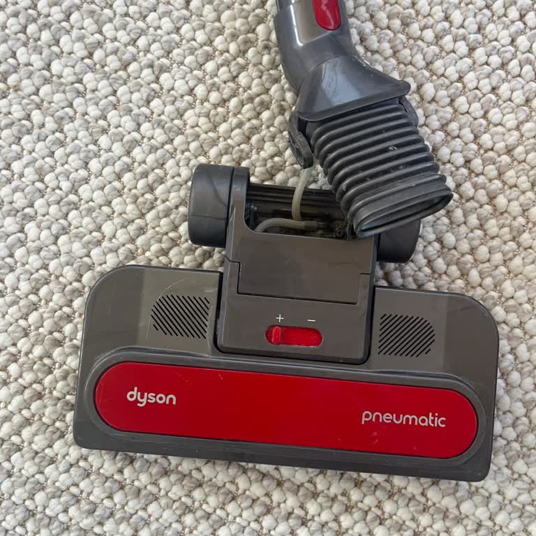 Dyson Süpürge Boru Ve Uç Kırılmasının Ücretsiz Onarımı Talebi