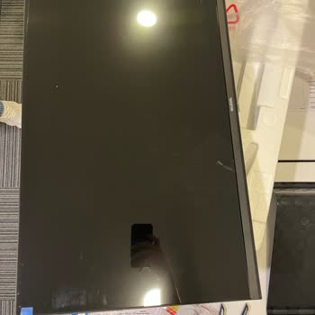 Kırık TV Ekranı Ve A101’in Cevapsız Müşteri Hizmeti