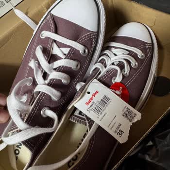 Converse Siparişinde Yanlış Ürün Ve Uzun Süreli İade Sorunu