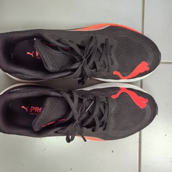 Sağ Ayakkabının Üstü Ağrıtıyor, Mağaza İnceleme Yapmadan Ayıpsız Dedi