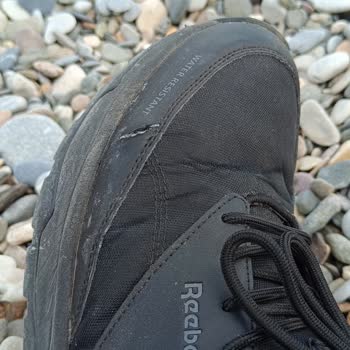 FLO’dan Aldığım Outdoor Bot Ve Ayakkabıda Erken Yırtılma Sorunu