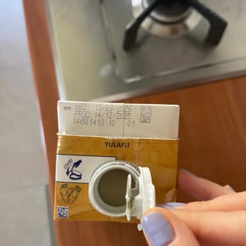 Alpro Yulaf Sütü Kapakta Küf: Güven Ve Sağlık Endişesi