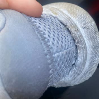 Kısa Sürede Topuk Parçalanan Adidas Ayakkabı İçin Garanti Reddi