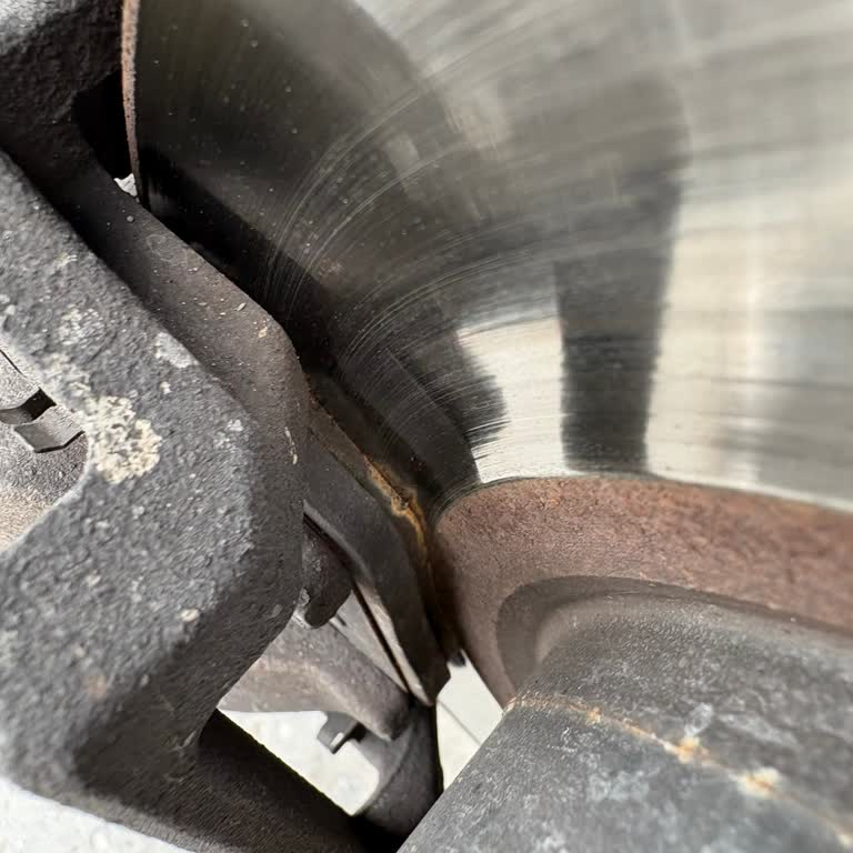 Arka Fren Balataları Değiştirilmedi, Ek Ücret Talebi Haksız