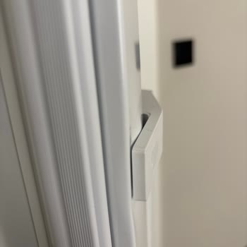 Darbeli Kapıların Sürekli Gönderilmesi Ve Çözüm Üretemeyen Servis