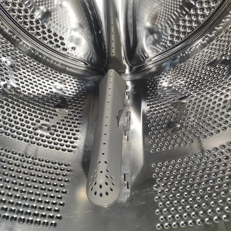 Garanti Süresinde Kırılan Plastik Palet İçin Ücretsiz Değişim Talebi