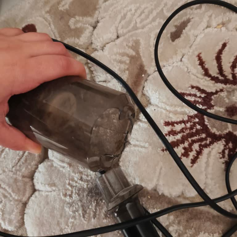 Çekim Gücü Zayıf Ve Plastik Parça Çabuk Kırılan Kiwi Kvc-4108 Süpürgeye Değişim Talebi