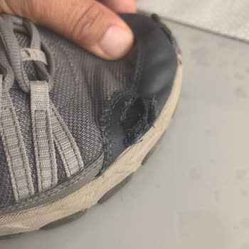 İki Ayda Skechers Ayakkabısında Açılma Ve Yırtılma, Üretim Kusuru Reddedildi, Değişim Ve İade Talebi