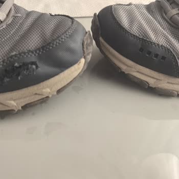 İki Ayda Skechers Ayakkabısında Açılma Ve Yırtılma, Üretim Kusuru Reddedildi, Değişim Ve İade Talebi