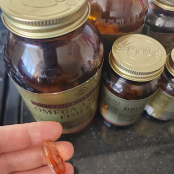 Solgar Omega-3 Ürünün Üzerindeki Beklenmedik Leke Güveni Sarsıyor