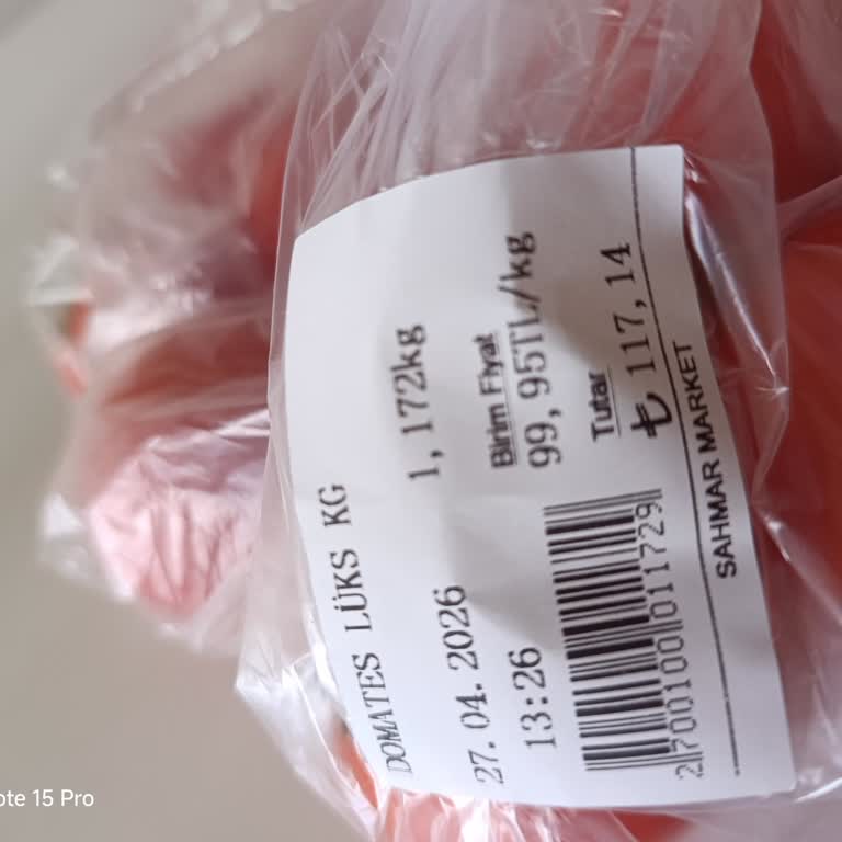 Şahmar Şubesinde Bozuk Domatesler Fiyatı Aşırı Yüksek