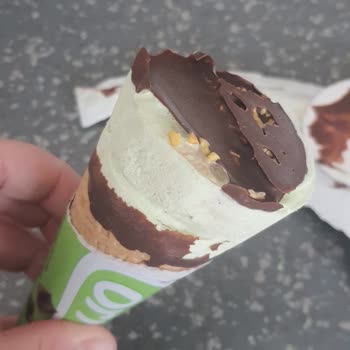 Cornetto Dondurmanın Çikolata Katmanındaki Kalite Problemi Ve Para İadesi Talebi