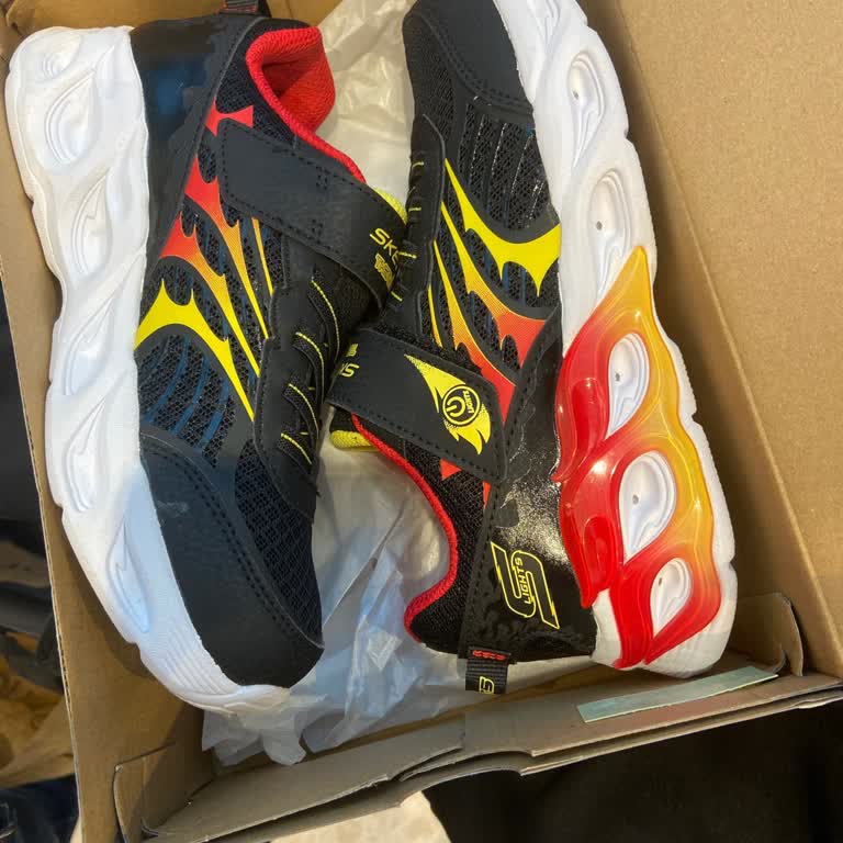 Kalıp Sorunu Olan Skechers Ayakkabım Değişim Talebim Reddedildi