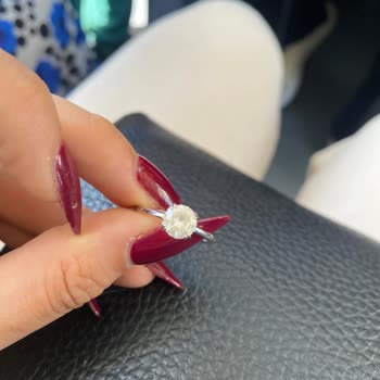 Alerjik Reaksiyon Yapan Yüzük İçin Ücretsiz Değişim Talebi