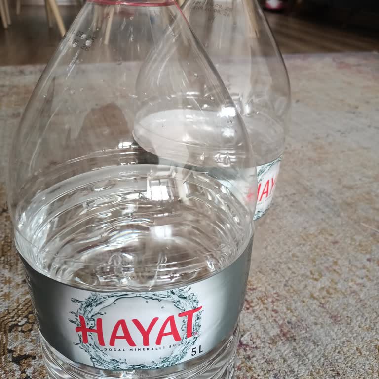 Pendik A101'de Satılan Hayat Su Şişelerinde Kötü Tat Problemi