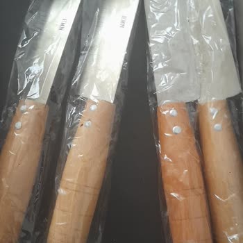 İlanı Yanıltan Küflü Bıçak Ve Ulaşılamayan Satıcı