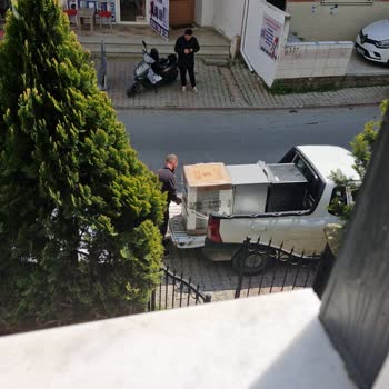 Arçelik Servisi Makineyi Hasarlı Geri Getirdi, Kapı Kapanmıyor