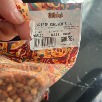 Küflü Lüks Karışık Kuruyemişte Sağlık Endişesi