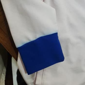 Doğru Yıkama Talimatına Rağmen Renk Akmasıyla Kullanılamaz Hale Gelen Hırka