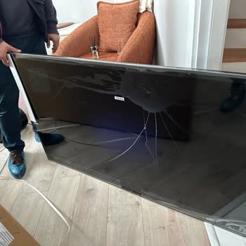 Kırık Ekranlı Televizyon İçin Ayıpsız Değişim Talebim Reddedildi