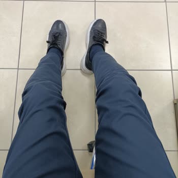 Gönderilen Pantolon Rengi İlanla Uyuşmuyor Ve Değişim Talebim Reddedildi
