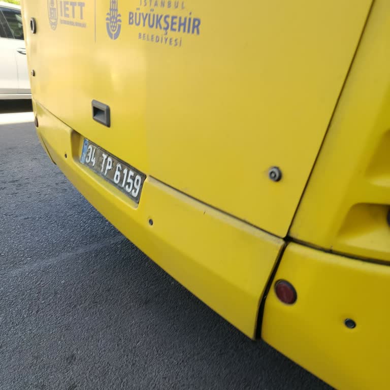 Şoförün Kaba Üslubu Ve Tehlikeli Sürüşü İETT’ye Şikayet