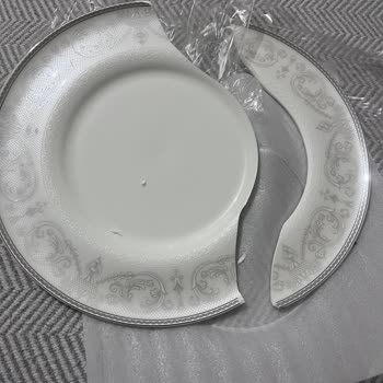 Kırık Tabaklar Ve Çözülmeyen İade Sorunu