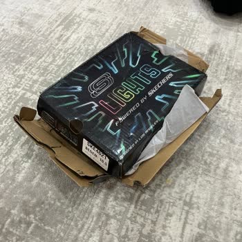 SuperStep’te Yanlış Model Ve Numara, Kırık Kutu, Düşük ParaPuan Teklifi