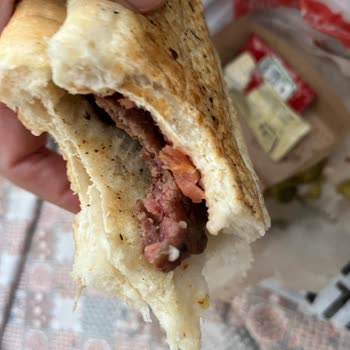 Köfteci Yusuf'ta Kanlı Köfte Ekmek, Sağlık Tehlikesi