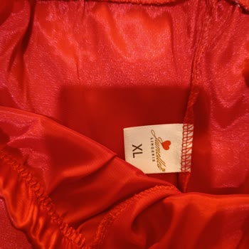 Loya Mağazasında Yanlış Beden, Değişim Reddi Ve Saygısız Tutum