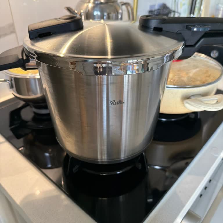 Media Markt'tan Aldığım Fissler Düdüklü Tencere Basınç Göstergesi Çalışmıyor, Acil Yardım Bekliyorum