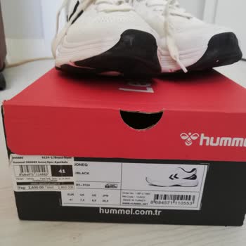 Hummel Ayakkabısı Parmakları Sıkıp Ağır Sağlık Sorunu Yaratıyor