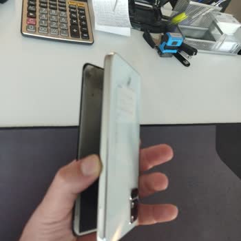 I Face Reeder S19 Max Screen Separation Without Any Damage