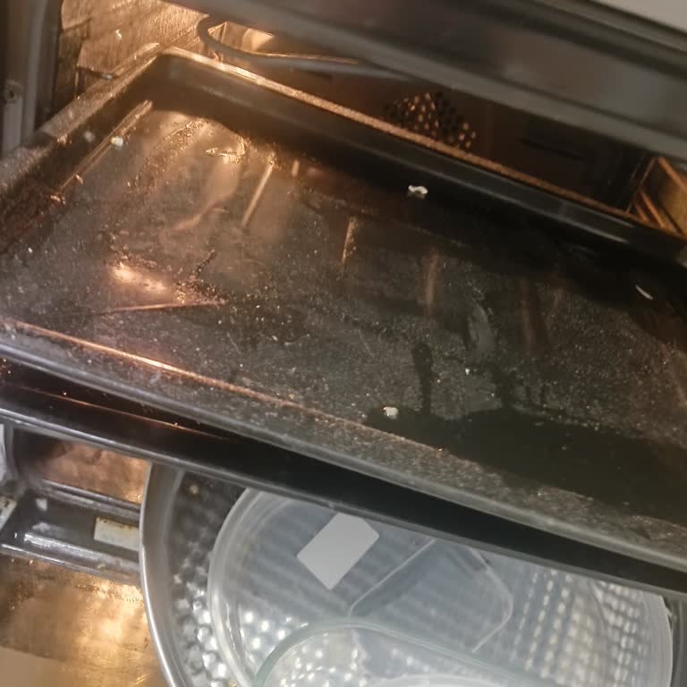 Detaylı Temizlik Vaadi Boşta Bırakıldı Ve Kaba Tavır