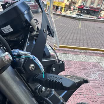 Yeni Hero Xpulse 200'de Rally Kit Montajı Sonrası Ön Sinyal Kablosu Kopması Ve Garanti Reddi
